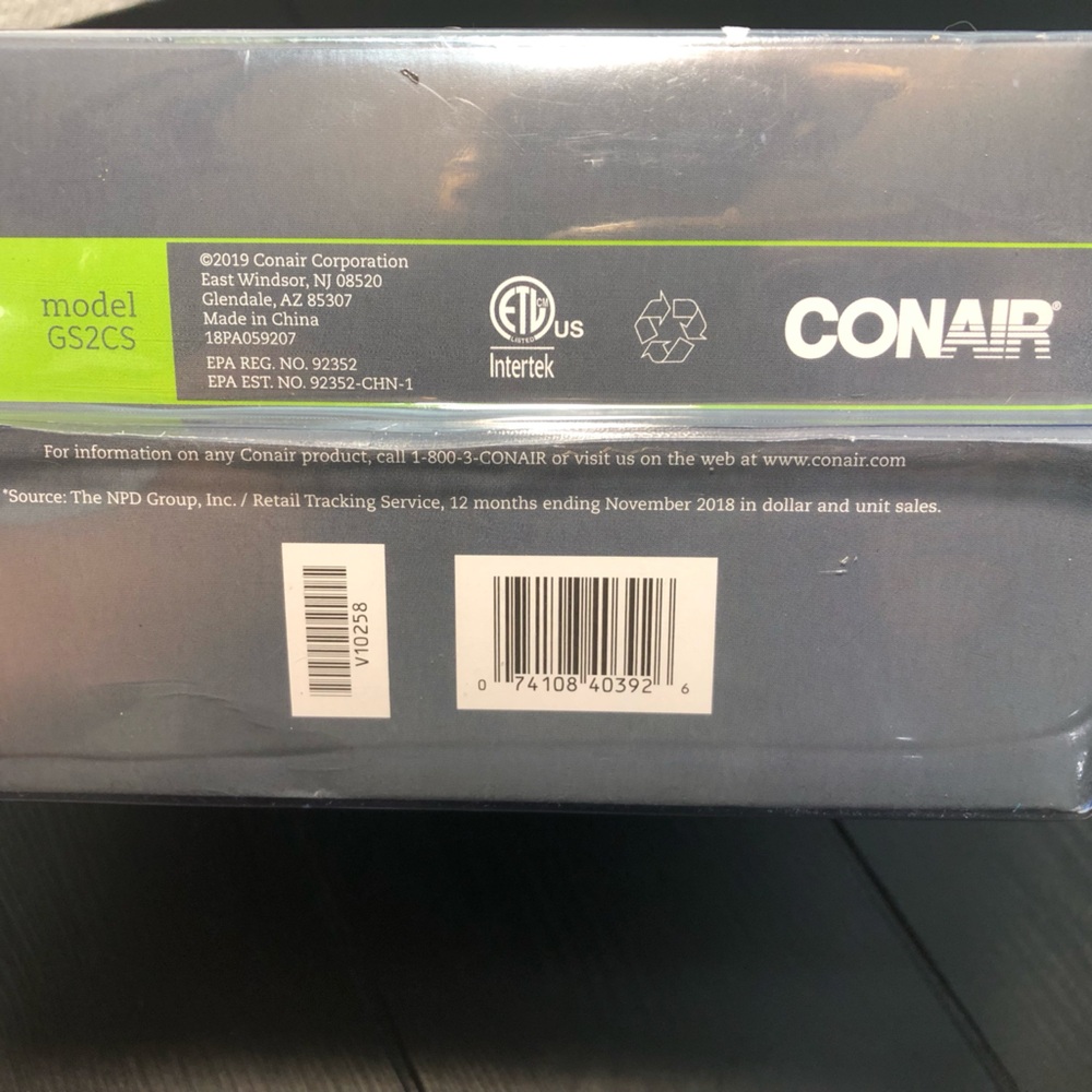 Conair CompleteSteam Travel Fabric Steamer in White and Blue - Picture 3 of 5